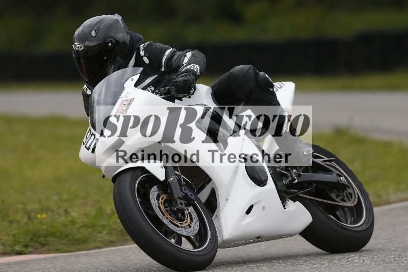 /Archiv-2024/13 22.04.2024 Plüss Moto Sport ADR/Freies Fahren/901